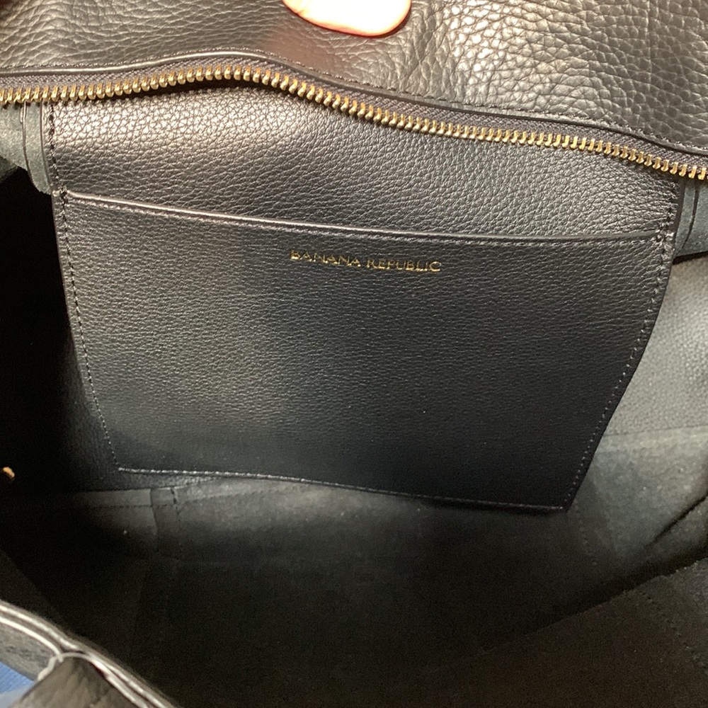 Banana Republic Leather Tote - Picture 3 of 4